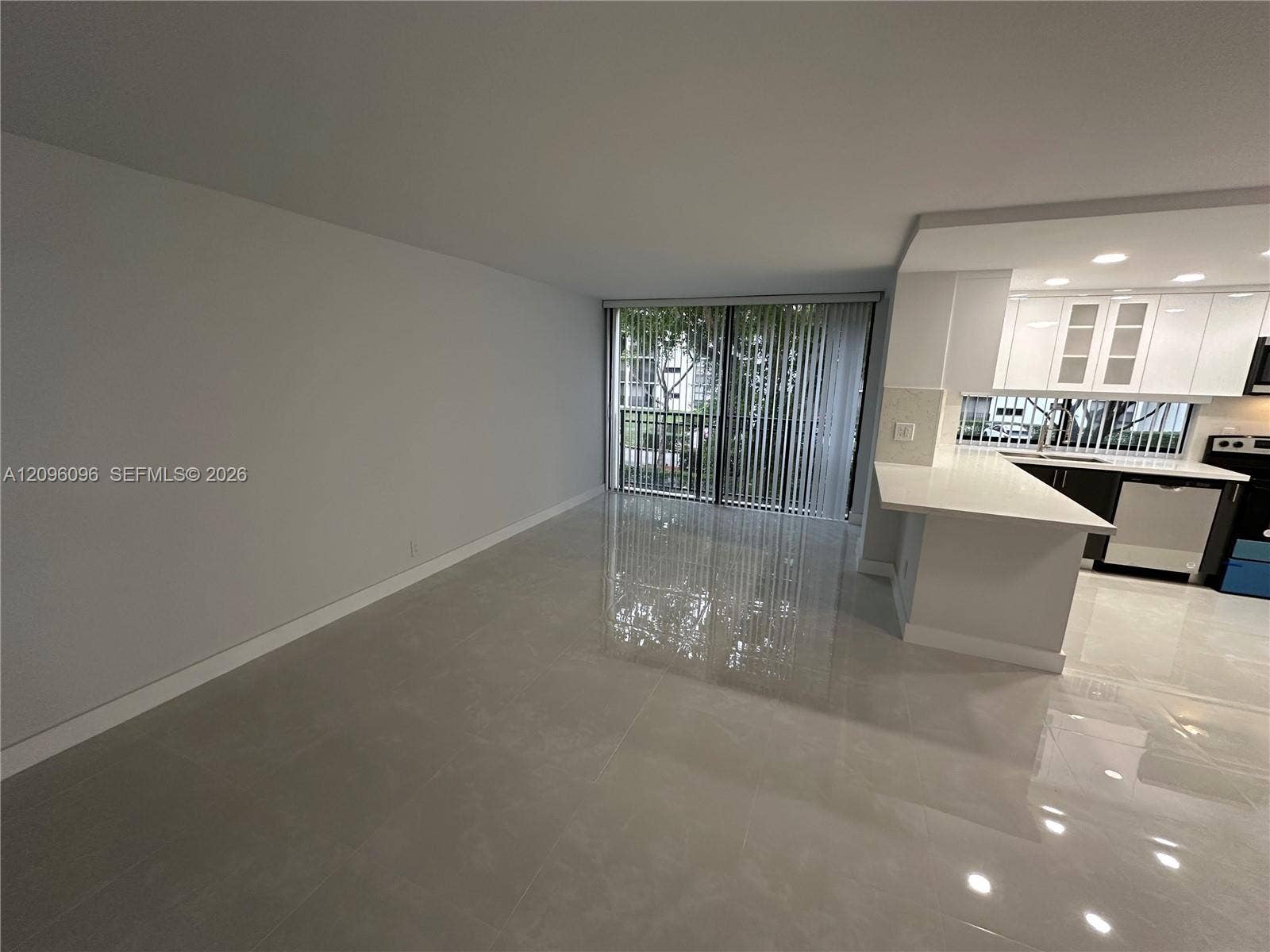 16919 N Bay Road, #215, Sunny Isles Beach, Sunny Isles Beach, FL 33160 Photo 10
