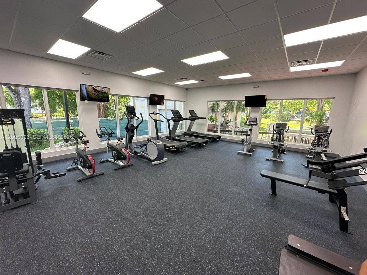 16919 N Bay Road, #215, Sunny Isles Beach, Sunny Isles Beach, FL 33160 Photo 31
