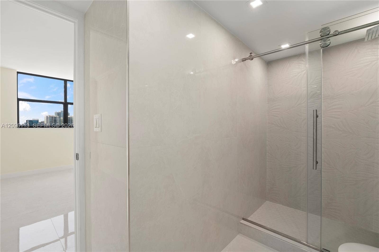 210 174th Street, #1103, Sunny Isles Beach, Sunny Isles Beach, FL 33160 Photo 25