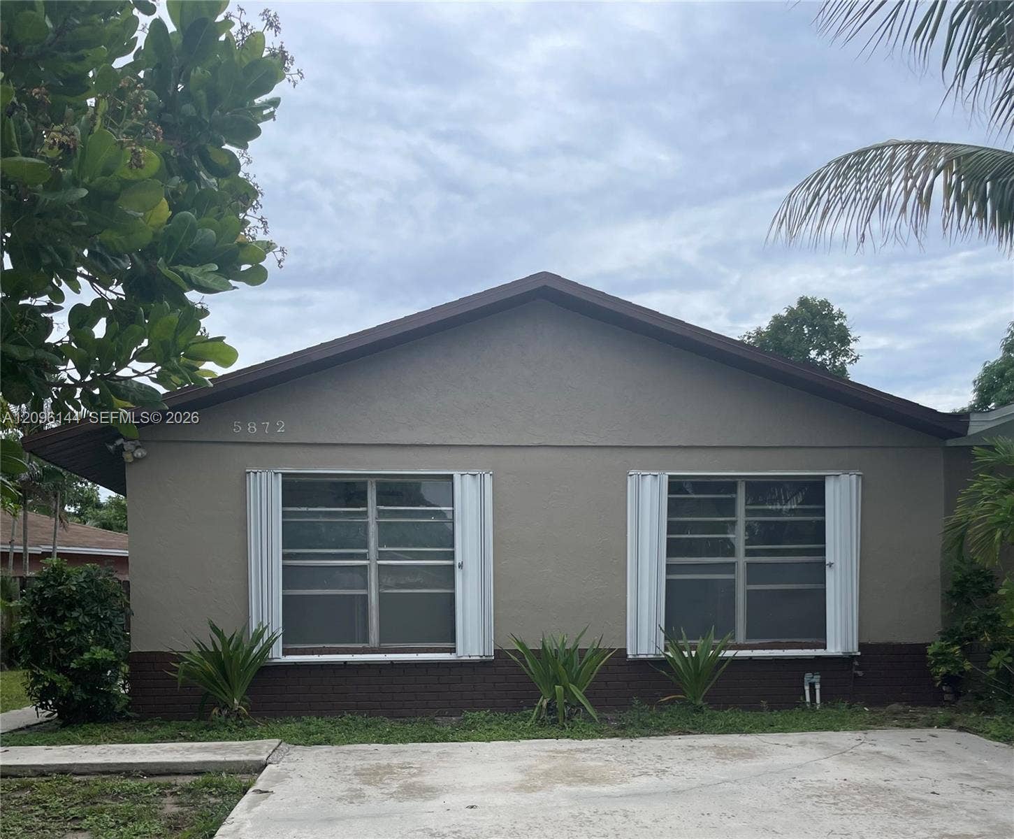 5872 E Bermuda Circle E, #0, West Palm Beach, West Palm Beach, FL 33407 Photo 1