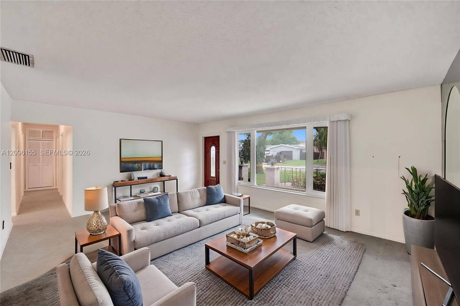 1731 NW 86th Avenue, Pembroke Pines, FL 33024 Photo 4
