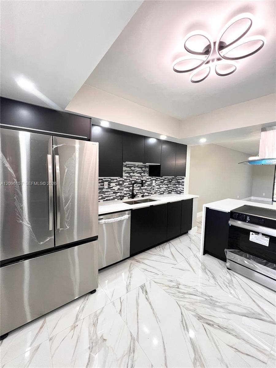 4940 E Sabal Palm Boulevard, #312, Tamarac, FL 33319 Photo 7