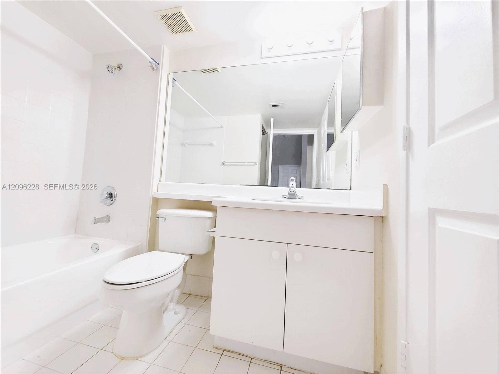 2nd Bathroom