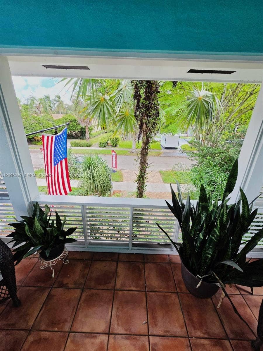 3660 N 53rd Avenue, Hollywood, FL 33021 Upstairs