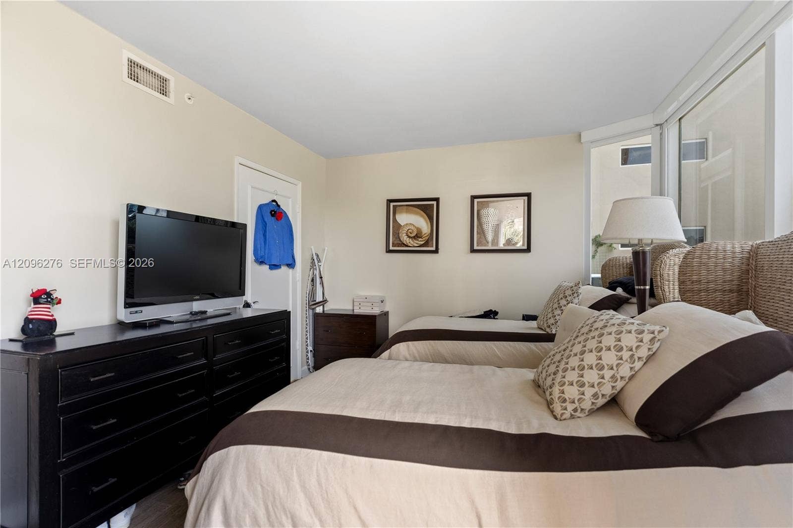 17555 Collins Avenue, #308, Sunny Isles Beach, Sunny Isles Beach, FL 33160 Photo 23
