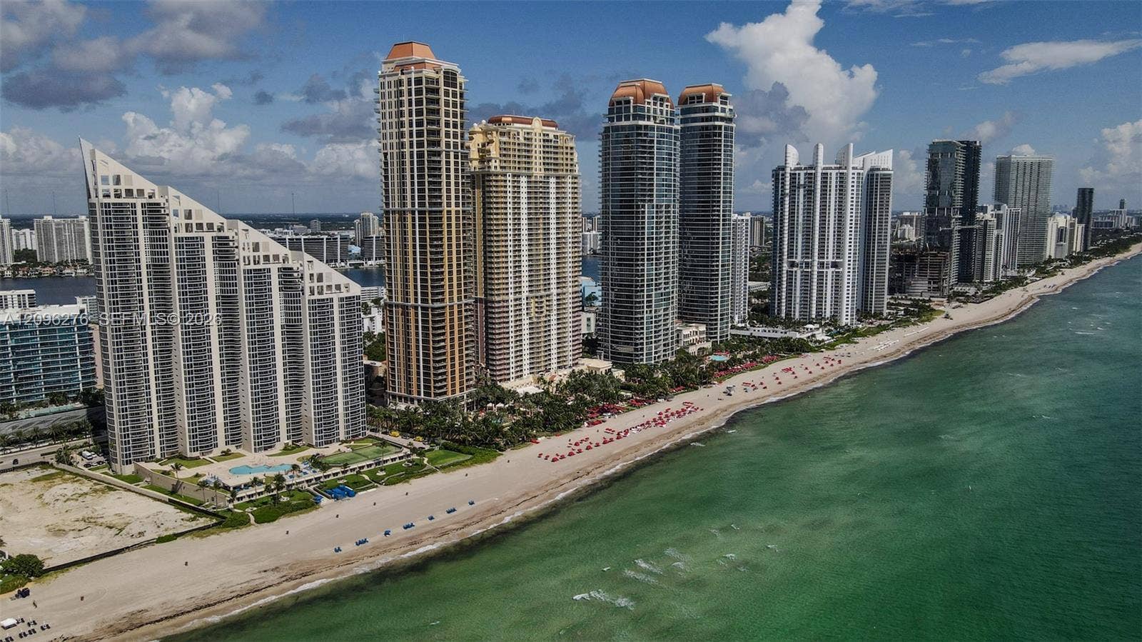17555 Collins Avenue, #308, Sunny Isles Beach, Sunny Isles Beach, FL 33160 Photo 42