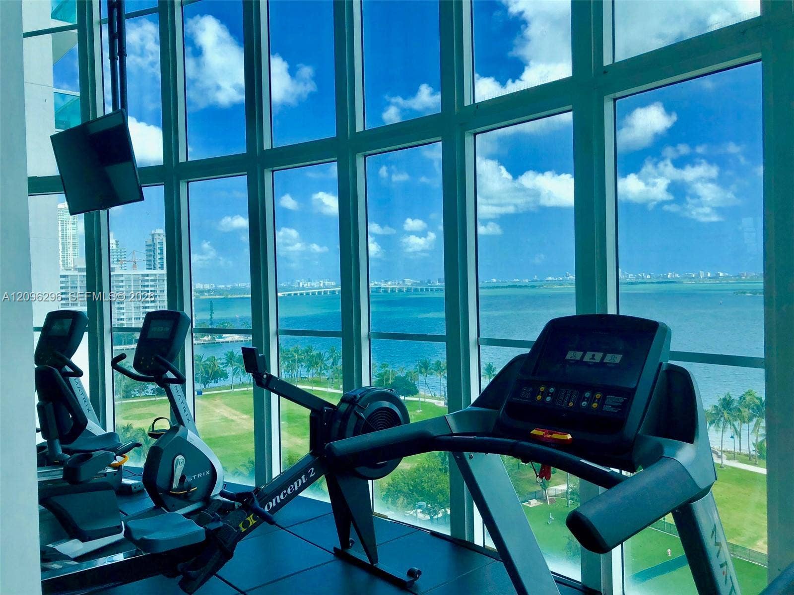1800 N Bayshore Drive, #2210, Miami, FL 33132 Photo 28