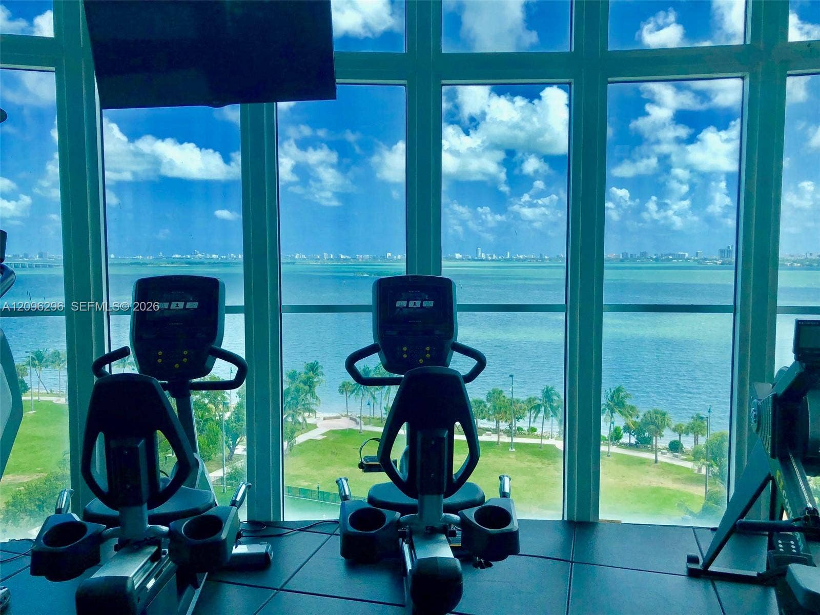1800 N Bayshore Drive, #2210, Miami, FL 33132 Photo 30