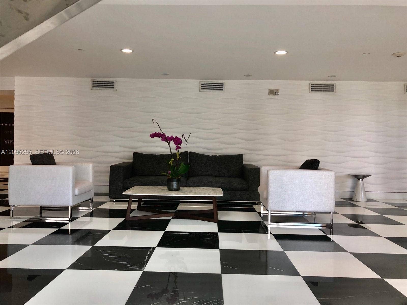 1800 N Bayshore Drive, #2210, Miami, FL 33132 Photo 4