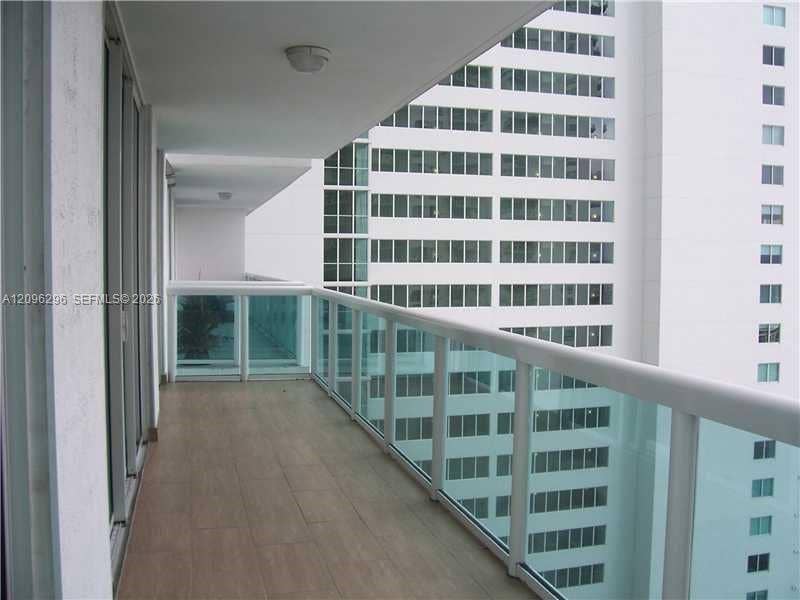 1800 N Bayshore Drive, #2210, Miami, FL 33132 Photo 35