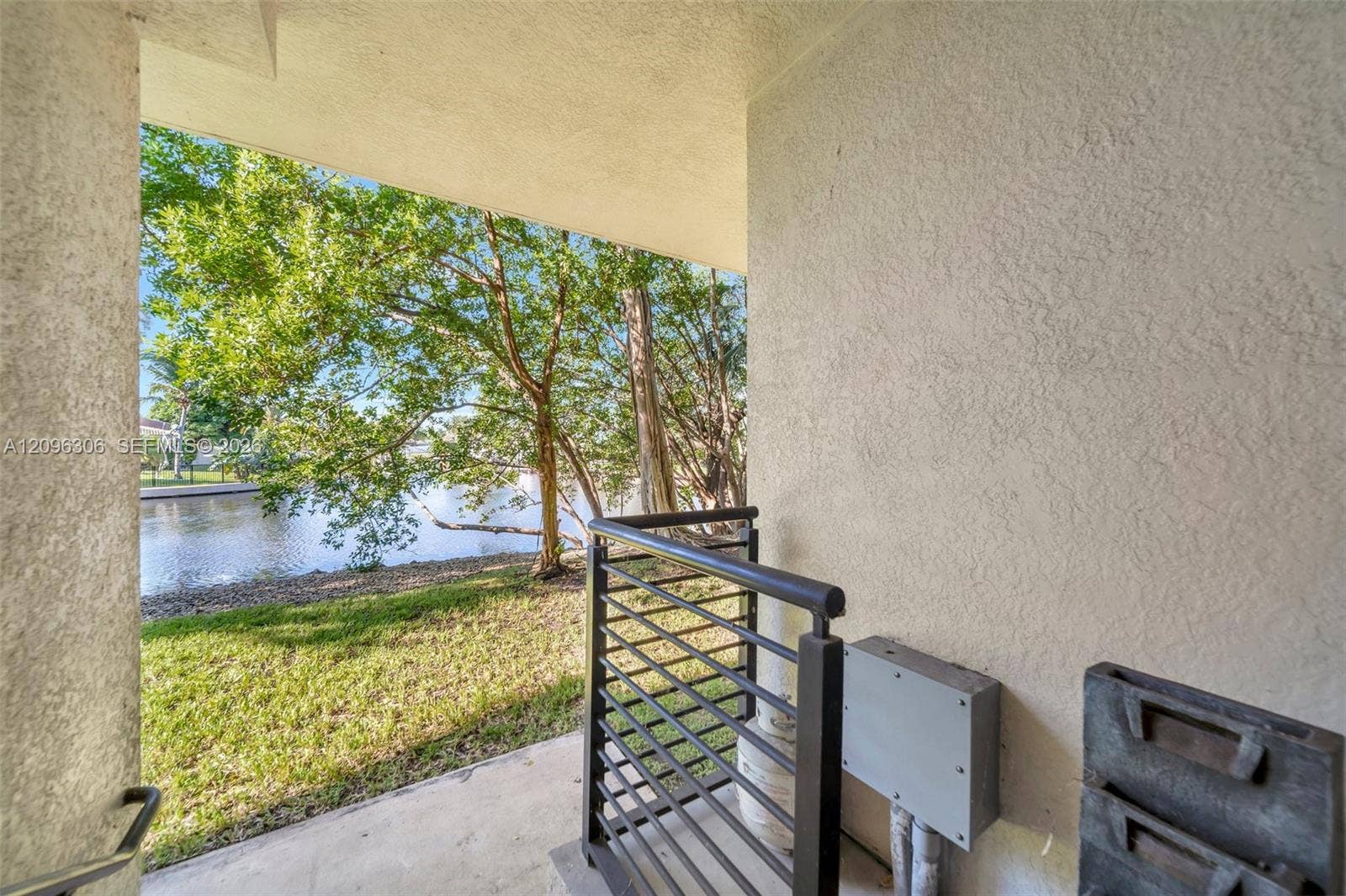 508 SE 1st Circle, Pompano Beach, FL 33060 Back porch leading to water