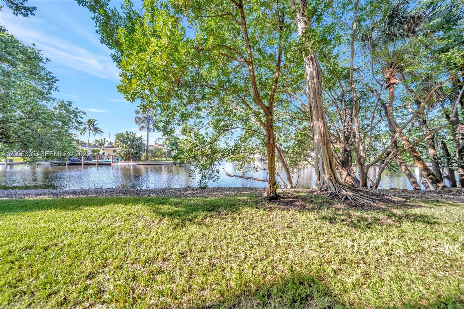 508 SE 1st Circle, Pompano Beach, FL 33060 back view