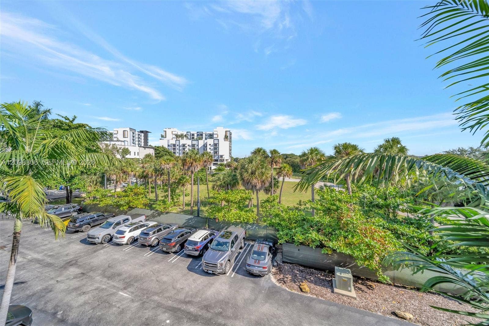 508 SE 1st Circle, Pompano Beach, FL 33060 Additional guest parking in front of unit