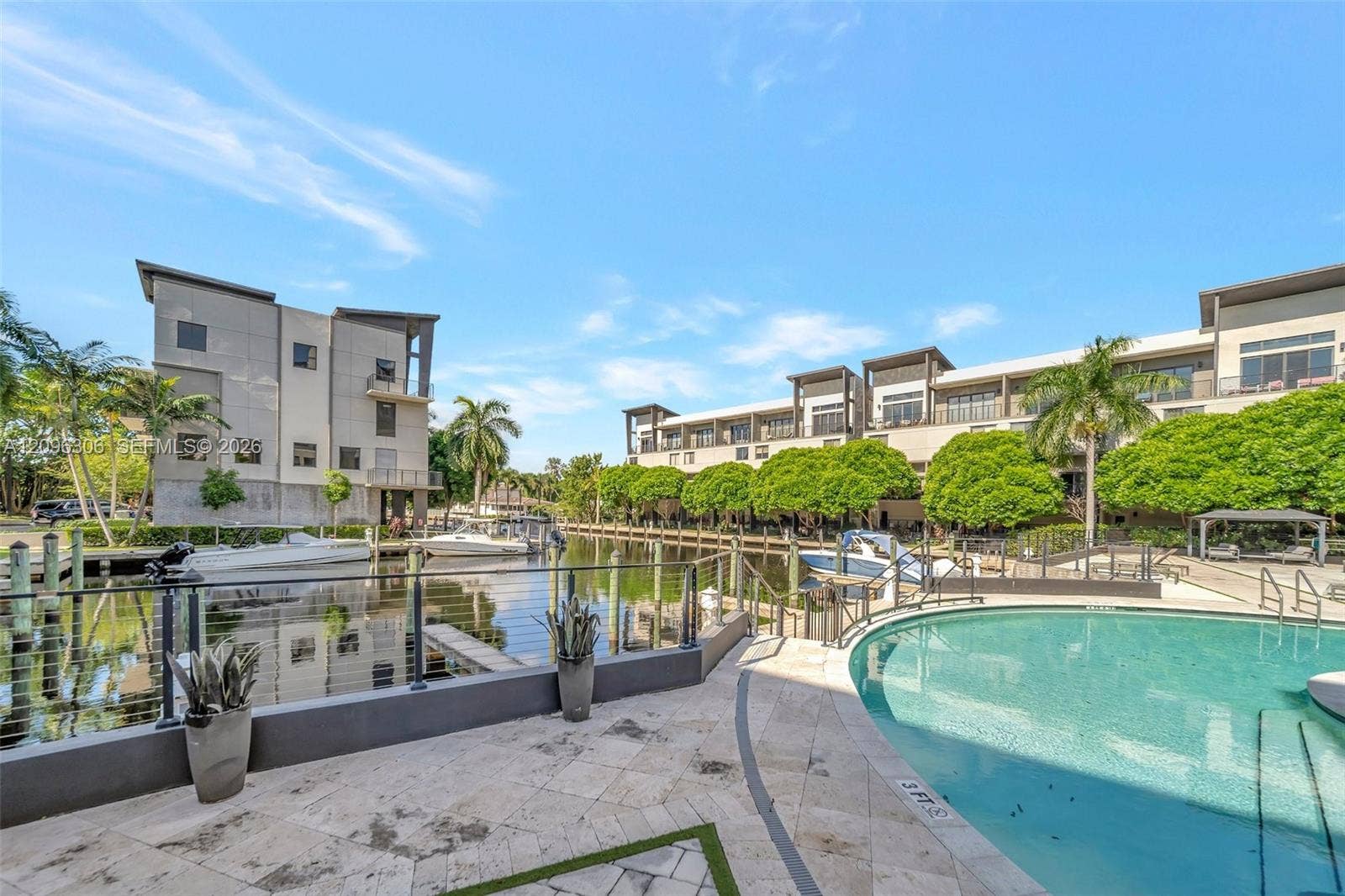 508 SE 1st Circle, Pompano Beach, FL 33060 Community pool overlooking the marina