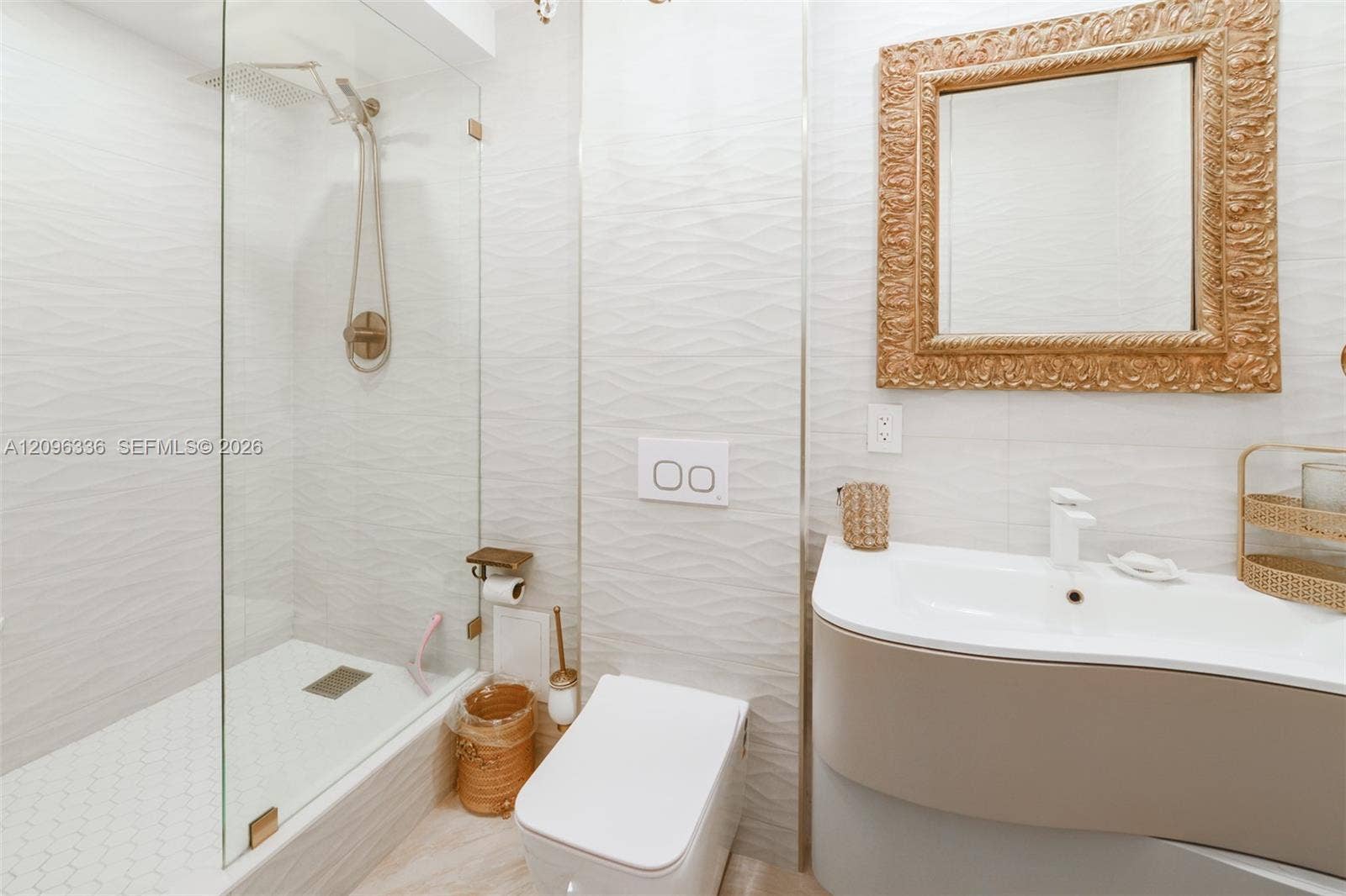 1980 S Ocean Drive, #18D, Hallandale Beach, Hallandale Beach, FL 33009 Photo 14