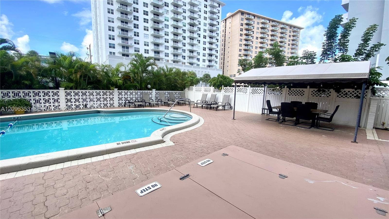 410 Golden Isles Drive, #407, Hallandale Beach, FL 33009 Photo 32