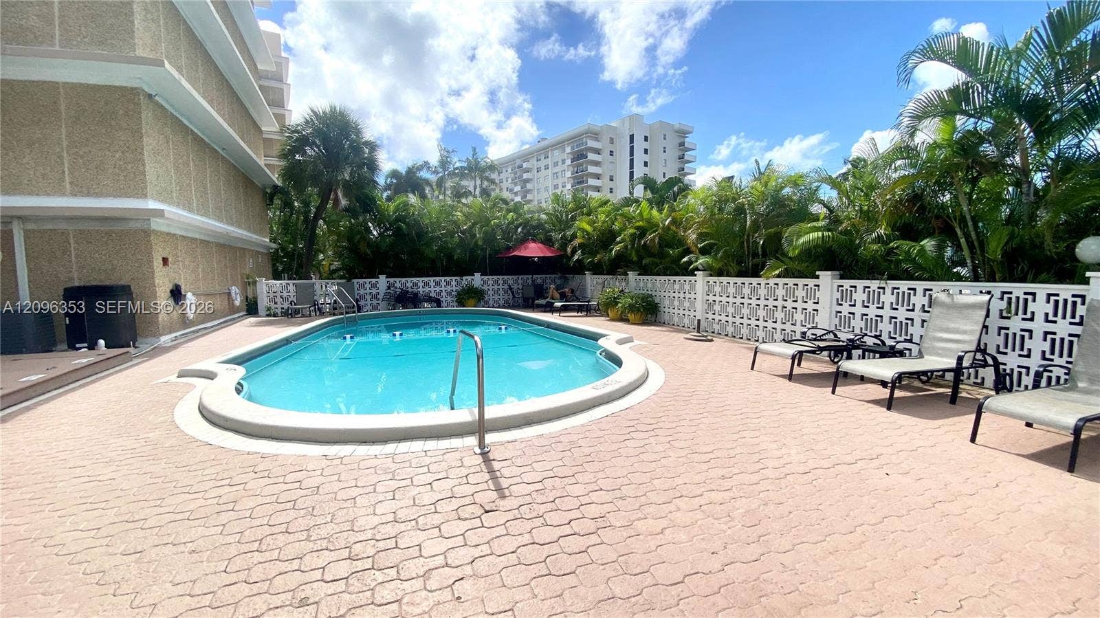 410 Golden Isles Drive, #407, Hallandale Beach, FL 33009 Photo 31