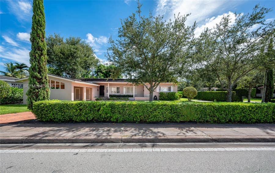 Property photo for 3635 S Le Jeune Road, #3635, Coral Gables, FL