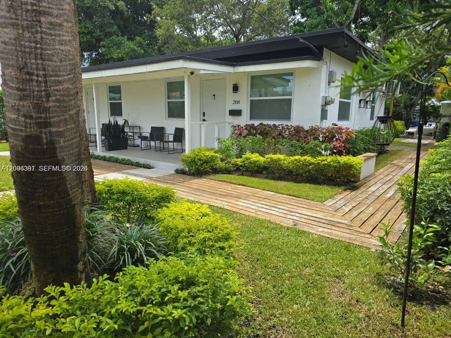 Property photo for 208 SE 4th Street, #1-2, Hallandale Beach, FL