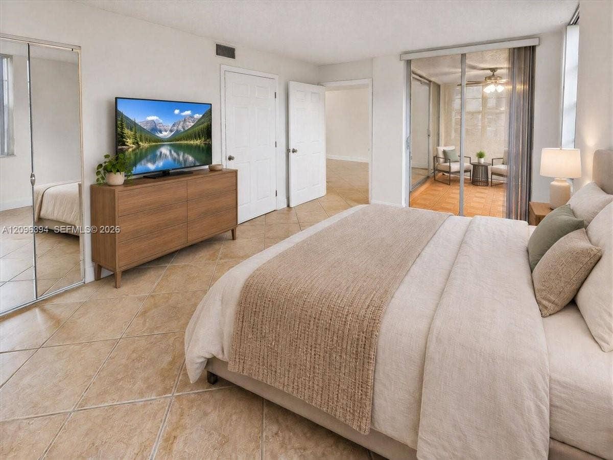 1830 Sabal Palm Drive, #105, Davie, FL 33324 AI Staged