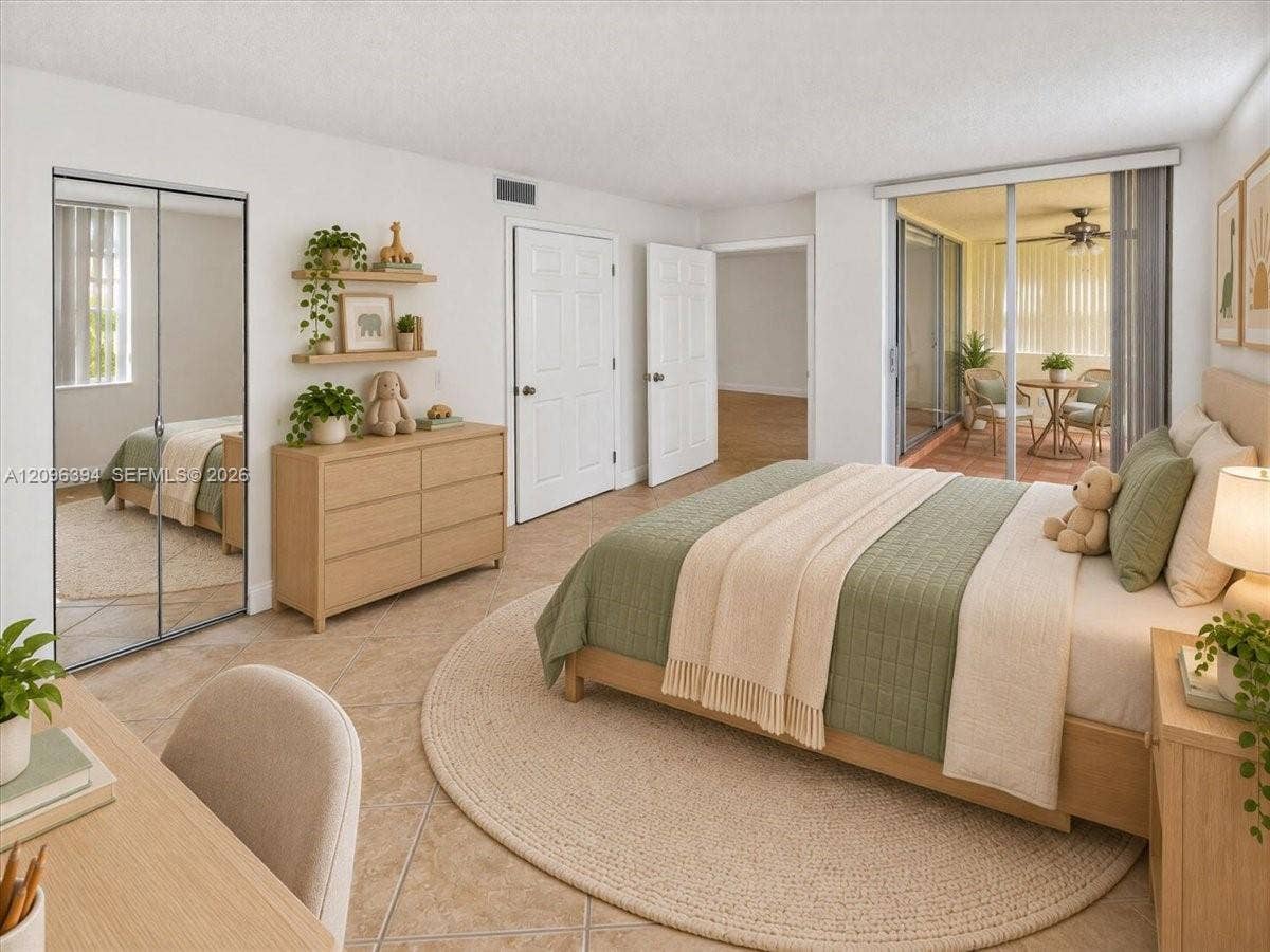 1830 Sabal Palm Drive, #105, Davie, FL 33324 AI Staged