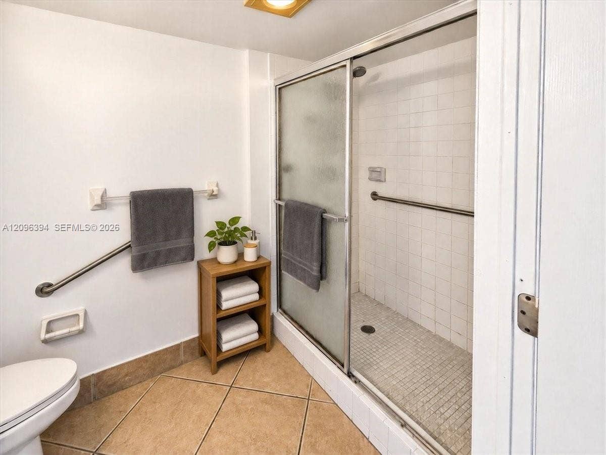 1830 Sabal Palm Drive, #105, Davie, FL 33324 AI Staged