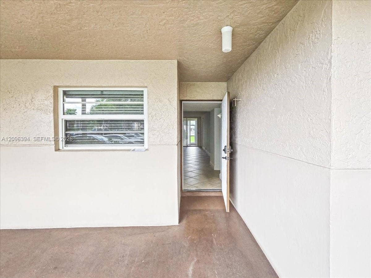 1830 Sabal Palm Drive, #105, Davie, FL 33324 Photo 4
