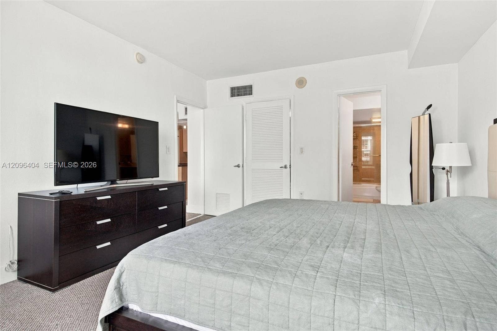 10275 Collins Avenue, #1412, Bal Harbour, FL 33154 Photo 11
