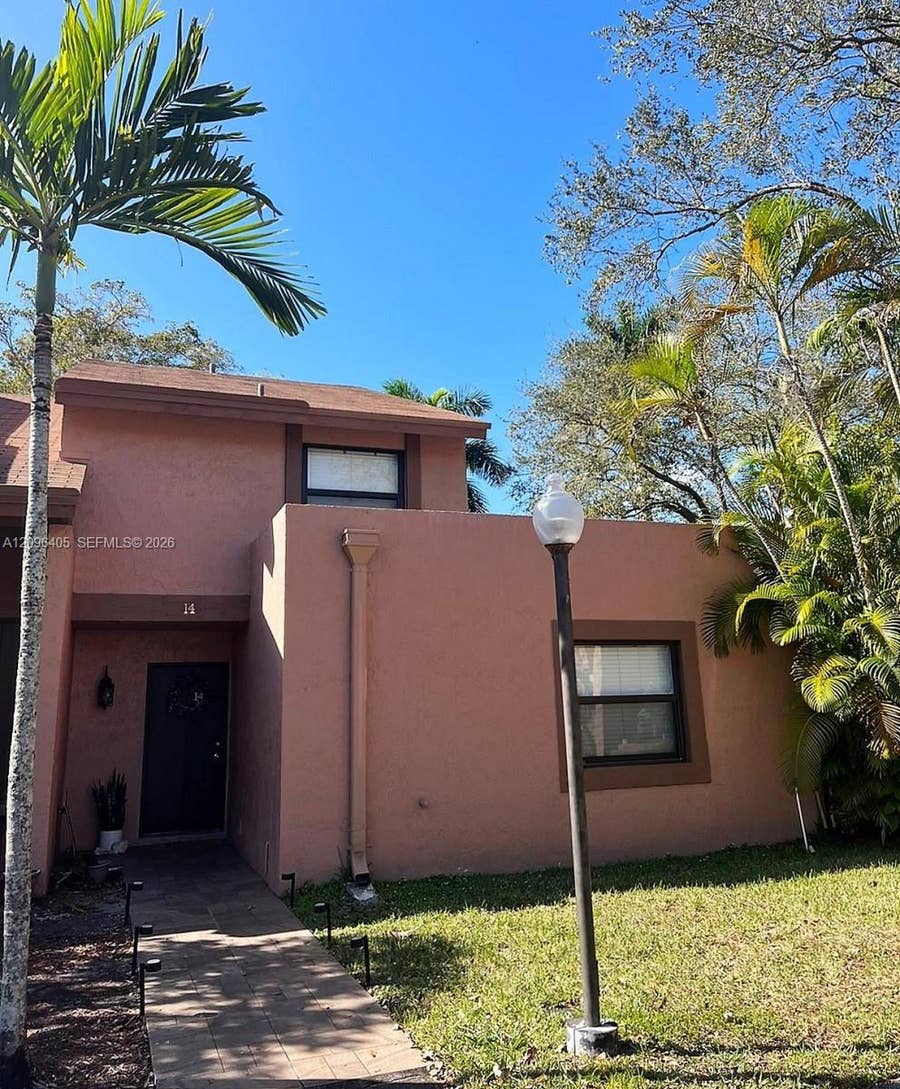 Property photo for 14 Chestnut Circle, Cooper City, FL