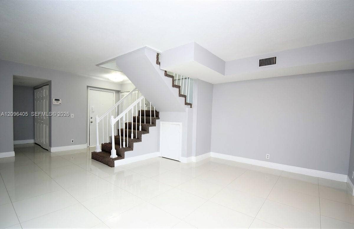 14 Chestnut Circle, Cooper City, FL 33026 Photo 9