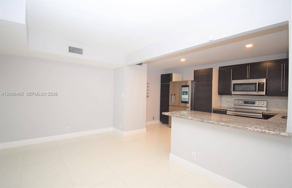 14 Chestnut Circle, Cooper City, FL 33026 Photo 7