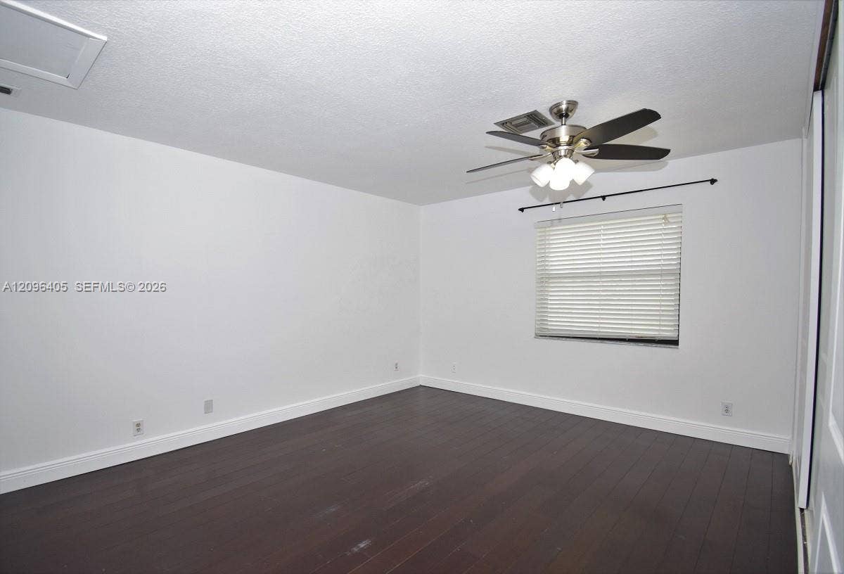 14 Chestnut Circle, Cooper City, FL 33026 Master Bedroom Located on Second floor