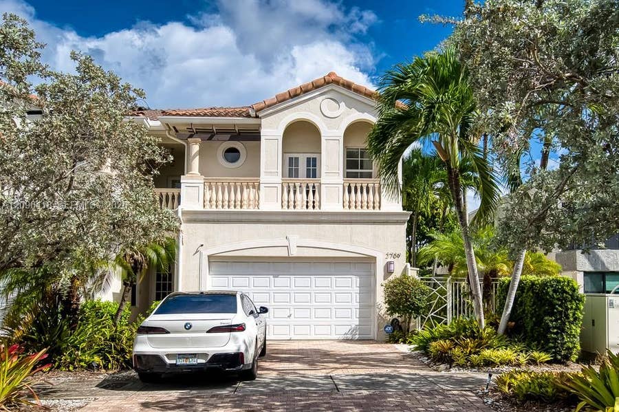 Property photo for 2709 NE 15th Street, Fort Lauderdale, FL
