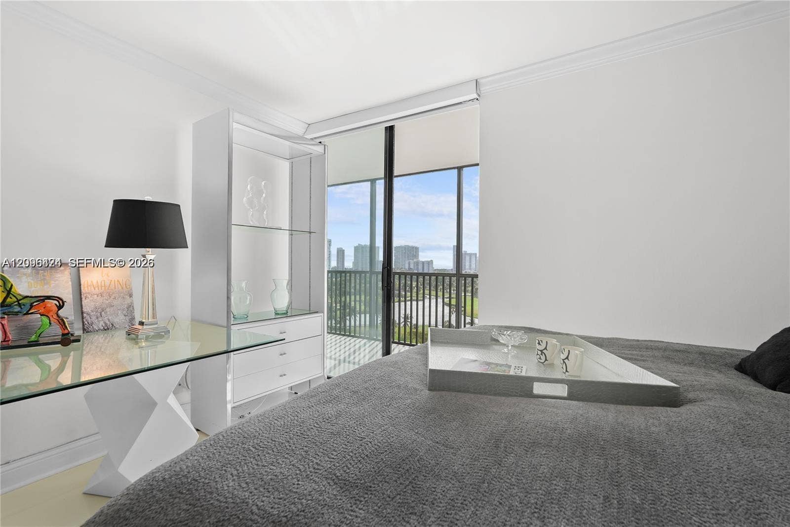 20301 W Country Club Drive, #1226, Aventura, FL 33180 Master Bedroom