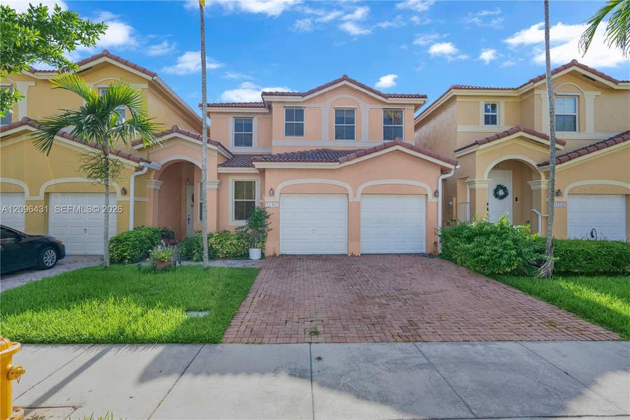 Property photo for 11402 SW 137th Place, Miami, FL