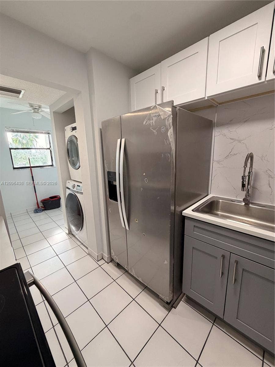 1021 Mockingbird Lane, #404, Plantation, Plantation, FL 33324 Photo 9