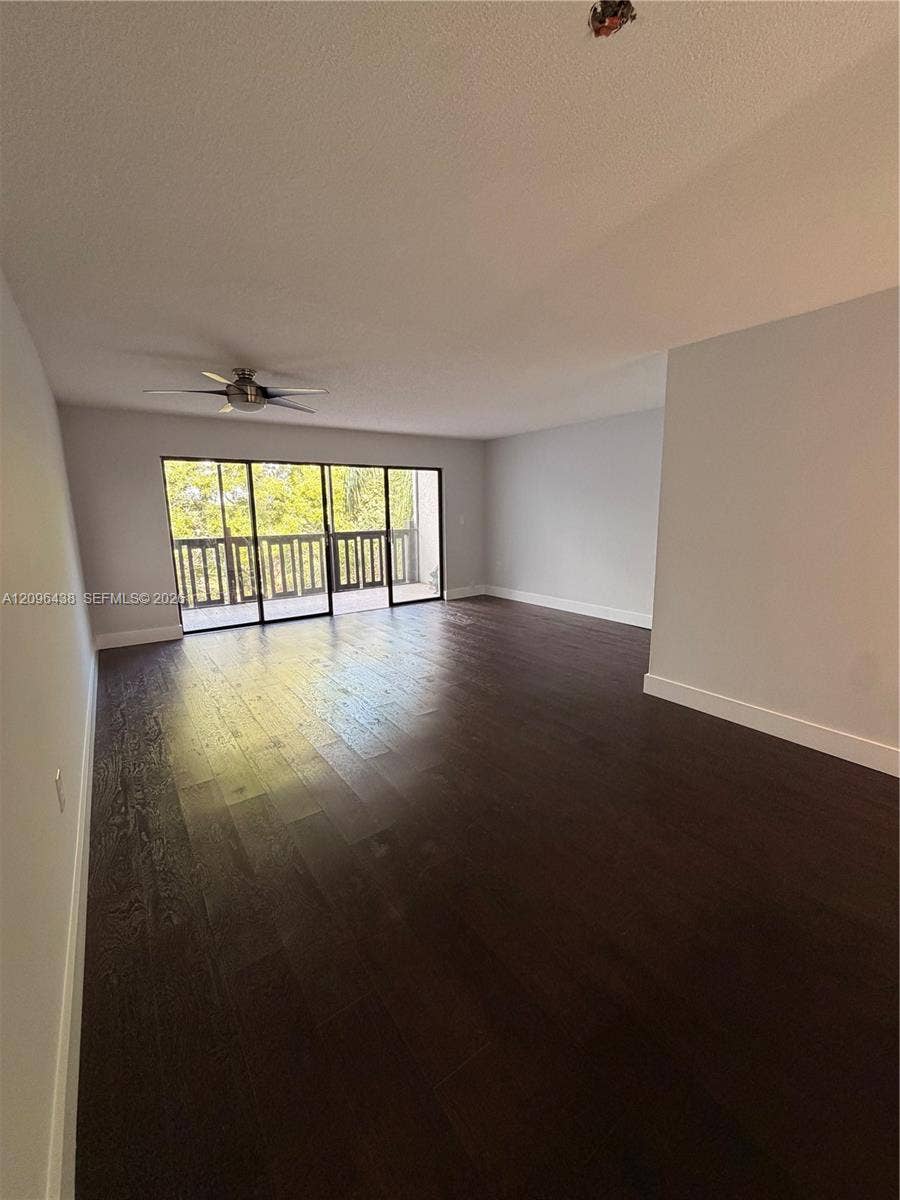 1021 Mockingbird Lane, #404, Plantation, Plantation, FL 33324 Photo 17