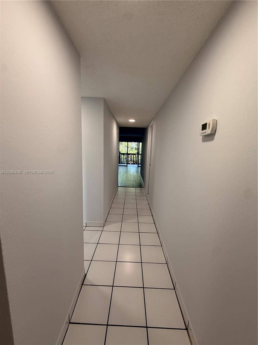 1021 Mockingbird Lane, #404, Plantation, Plantation, FL 33324 Photo 19