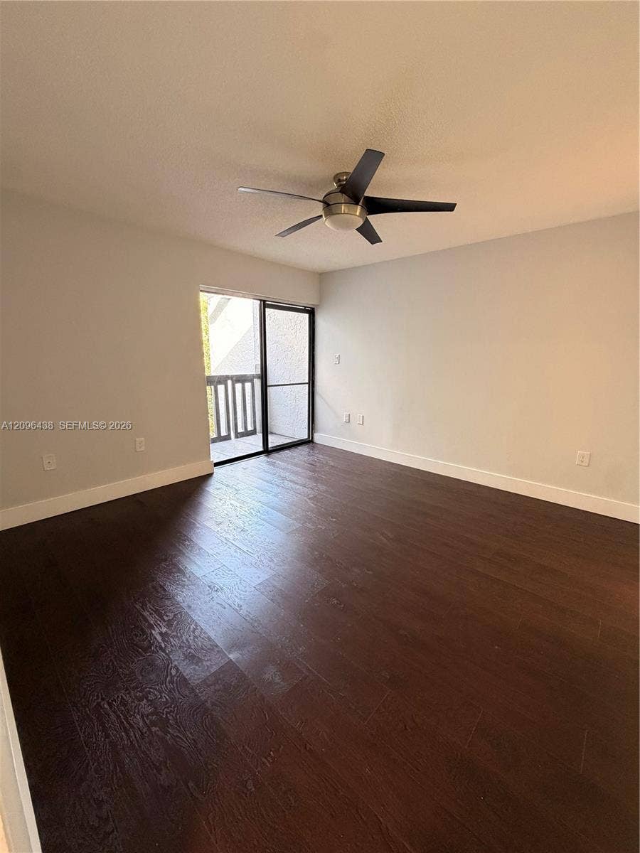 1021 Mockingbird Lane, #404, Plantation, Plantation, FL 33324 Photo 4