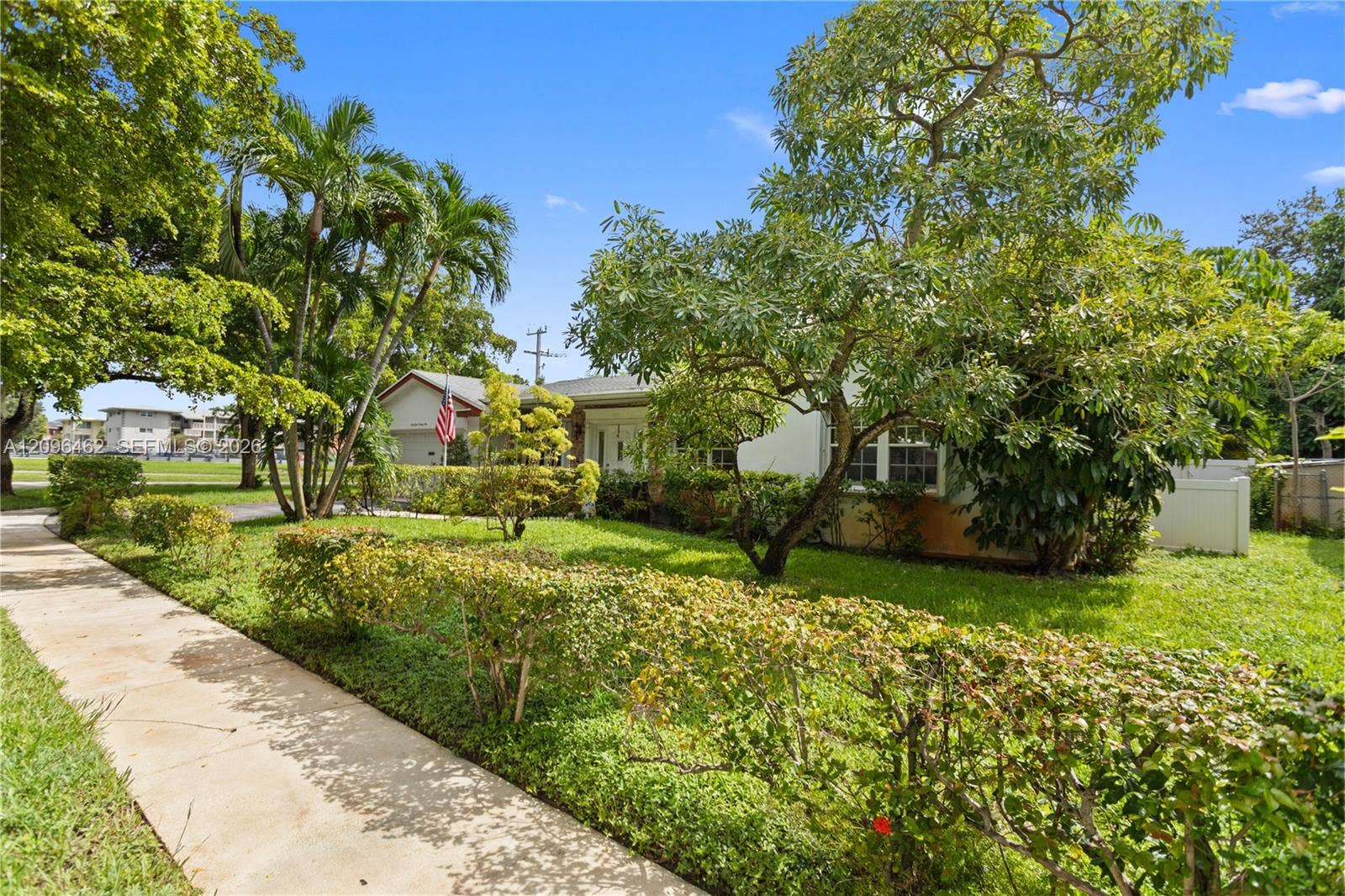 4899 NW 7th Drive, Plantation, FL 33317 Photo 10