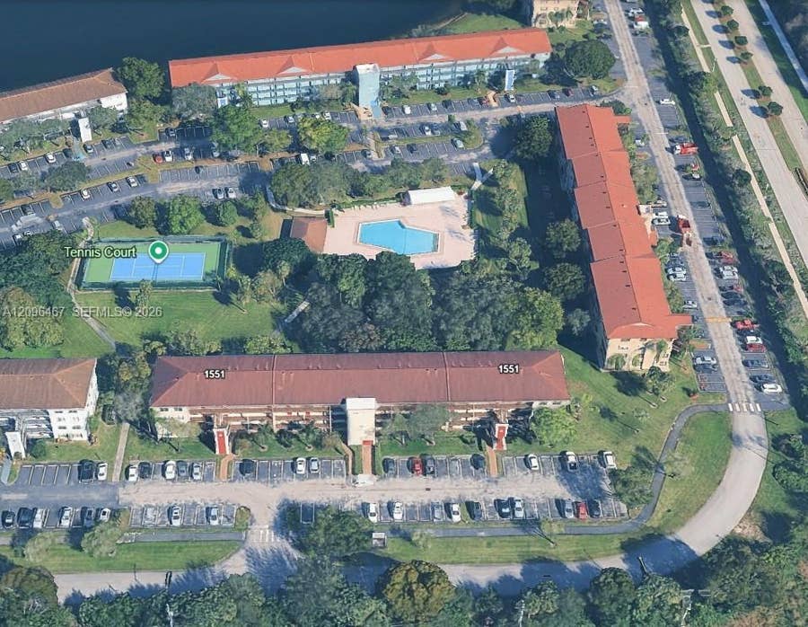 Property photo for Pembroke Pines, FL