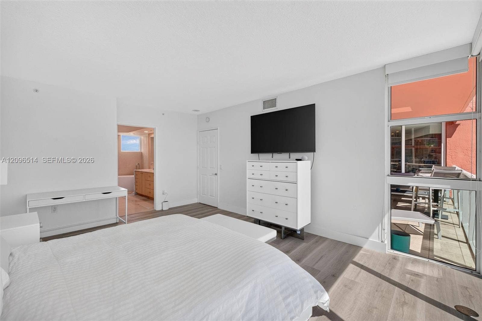 3370 Hidden Bay Drive, #2410, Aventura, FL 33180 Photo 43