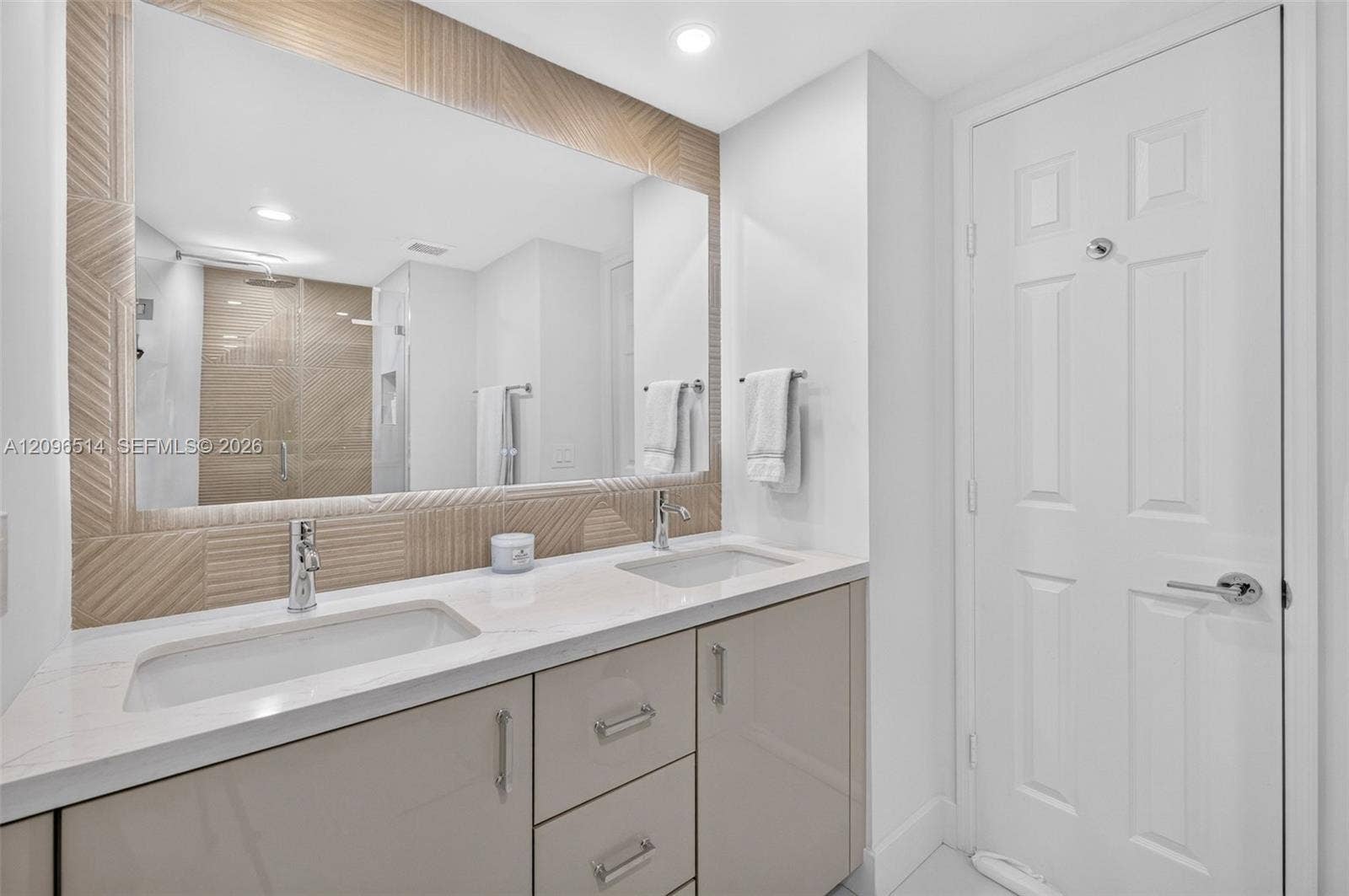 3370 Hidden Bay Drive, #2410, Aventura, FL 33180 Photo 56