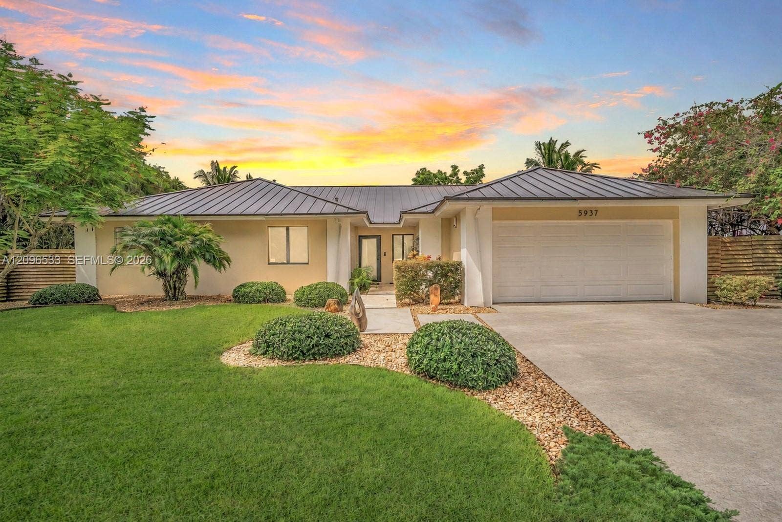 5937 SW 120th Avenue, Cooper City, FL 33330 Photo 2