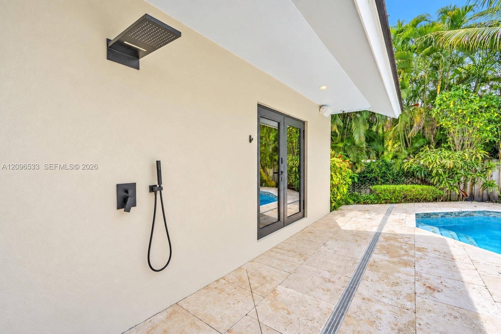 5937 SW 120th Avenue, Cooper City, FL 33330 Outdoor Shower