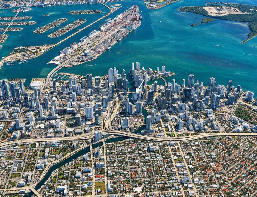 Property photo for 31 SE 5th Street 31 Se 5th Street, #4314, Miami, FL