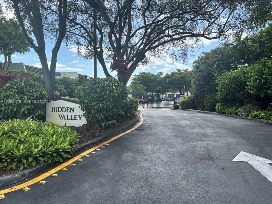 Property photo for 9005 SW 62nd Terrace, #5-H, Miami, FL