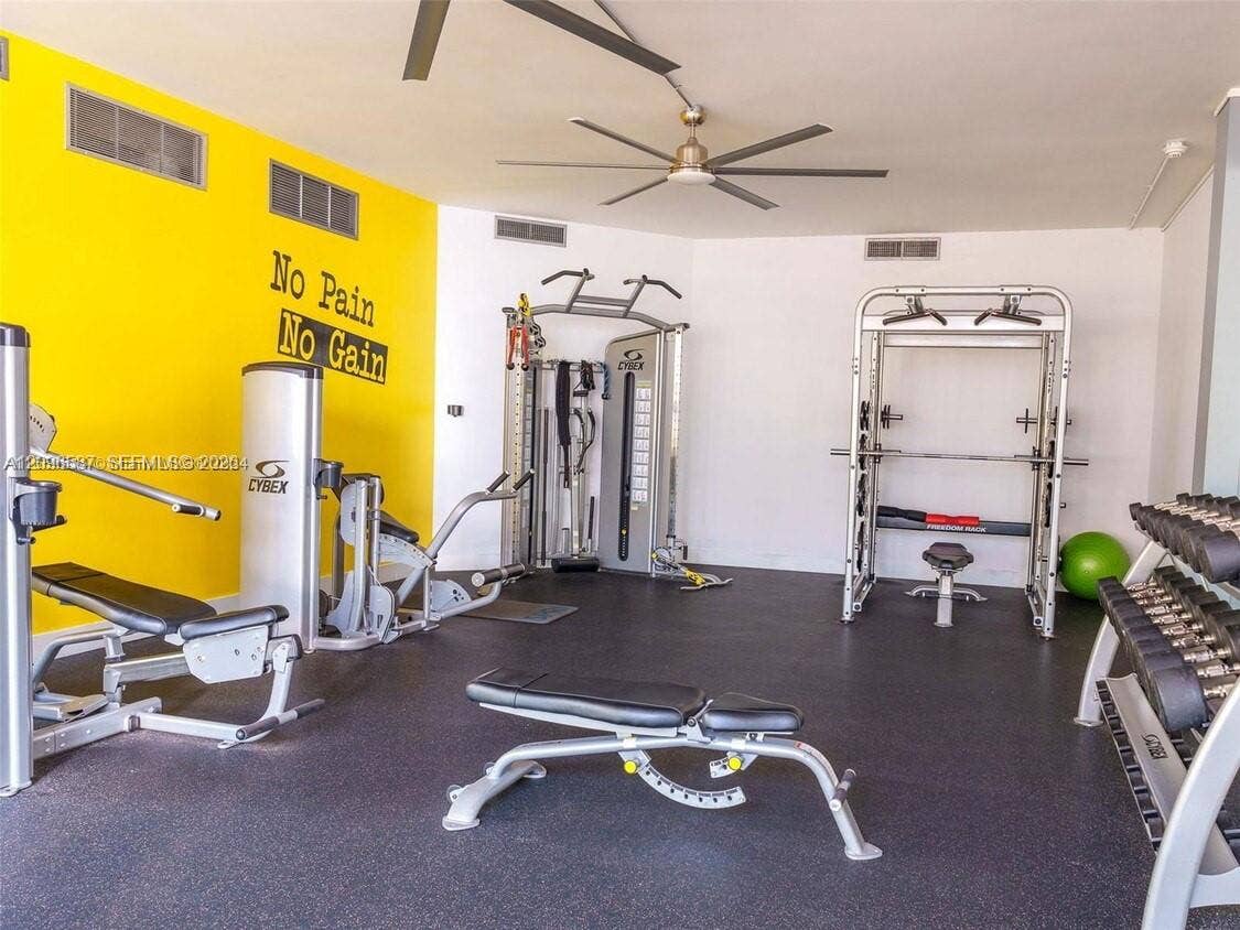 1000 Parkview Drive, #501, Hallandale Beach, Hallandale Beach, FL 33009 Photo 30