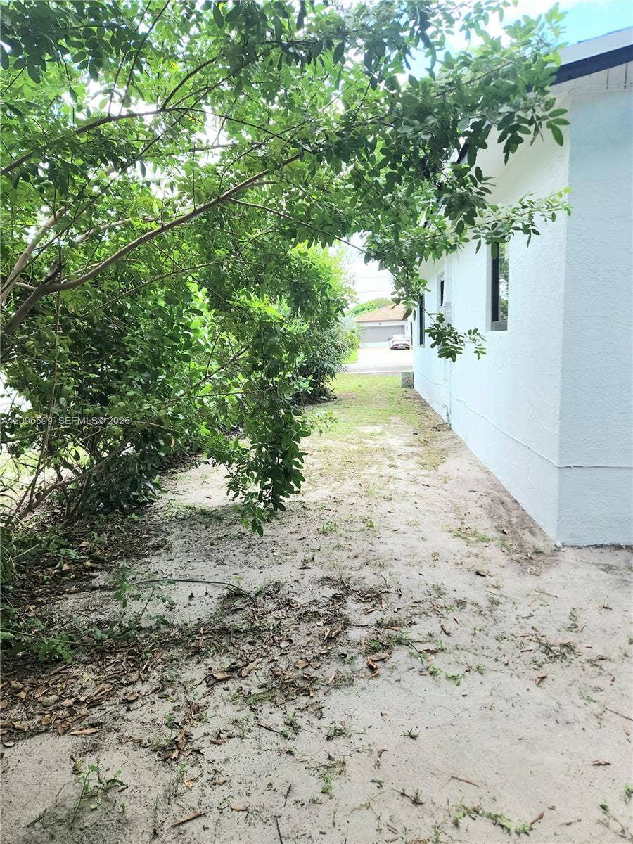 412 NW 21st Terrace, Fort Lauderdale, FL 33311 Photo 31