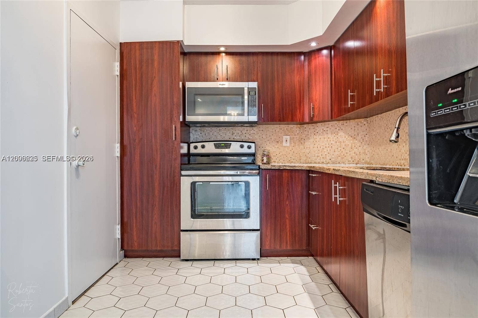 500 Bayview Drive, #1227, Sunny Isles Beach, Sunny Isles Beach, FL 33160 Photo 9